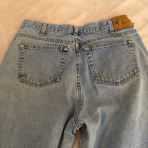 Vintage 90s GAP Distressed Denim Jeans- Easy Fit - Picture 7 of 13